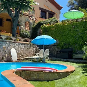 Vacarisses Torreblanca Estación, Piscina Privada Pensión